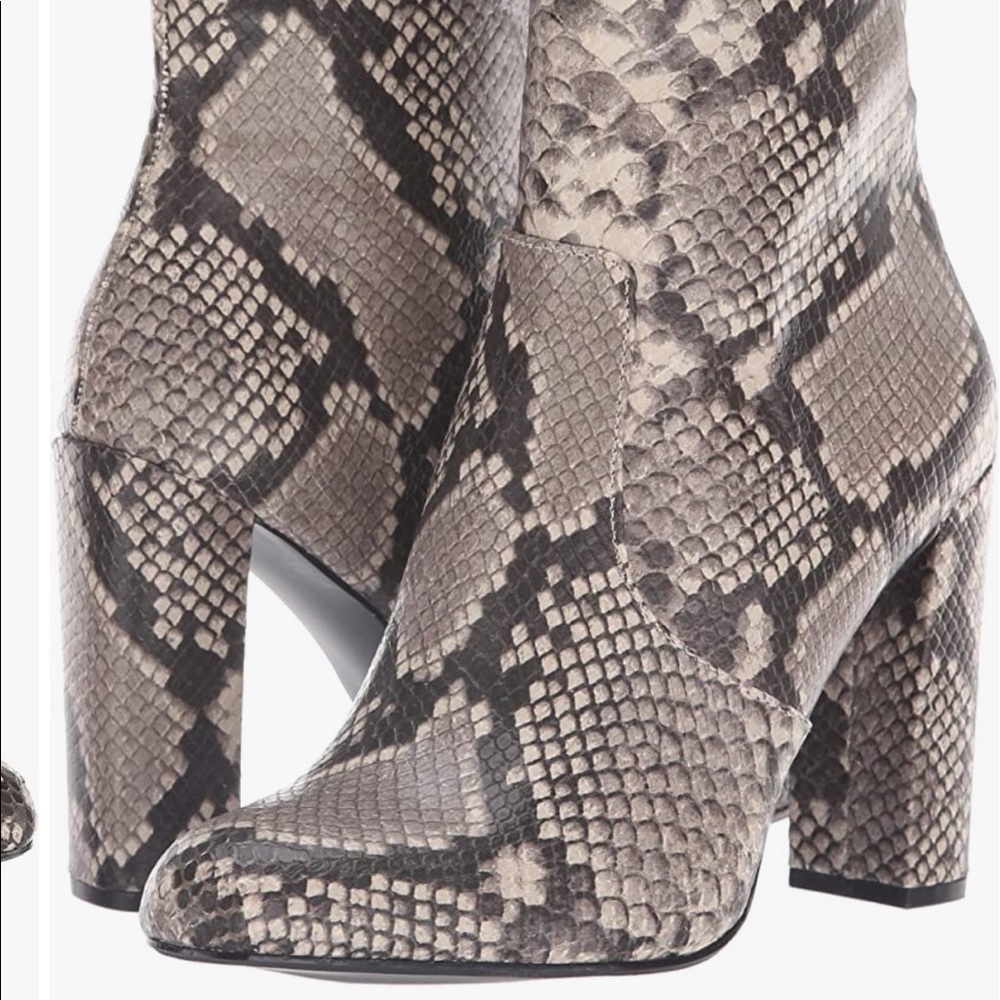 Steve Madden Editor Bootie Size 7 - image 7